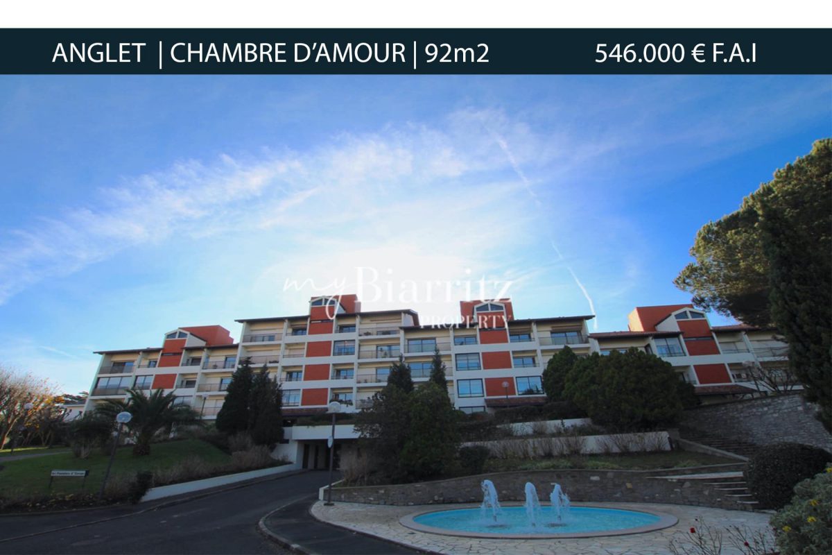 CHAMBRE-DAMOUR